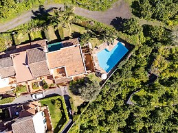 Villa Leone with Pool by Wonderful Italy