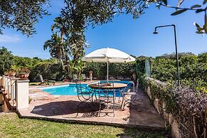 Villa Leone with Pool by Wonderful Italy