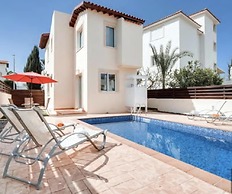 2 bed Villa Pernera Protaras Area Close to Beach