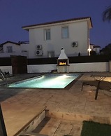 2 bed Villa Pernera Protaras Area Close to Beach