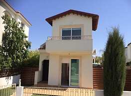 2 bed Villa Pernera Protaras Area Close to Beach