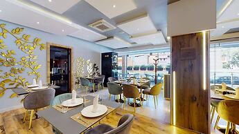 Kingdom Luxury Hotel