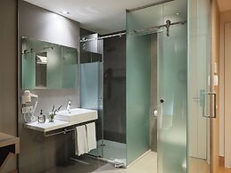 Qgat Suites & Events