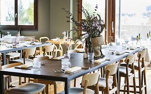 Qgat Suites & Events