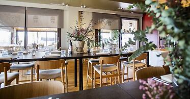 Qgat Suites & Events