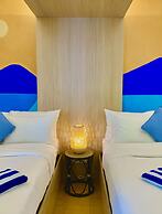 The Henry Resort Taramindu Laiya