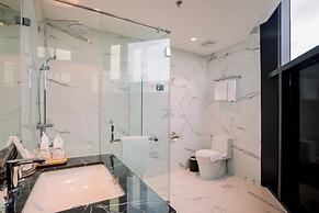 The Henry Hotel Roost Bacolod