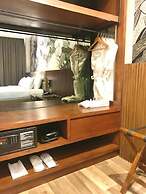 The Henry Hotel Roost Bacolod