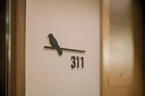 The Henry Hotel Roost Bacolod