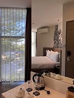 The Henry Hotel Roost Bacolod