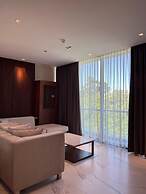 The Henry Hotel Roost Bacolod