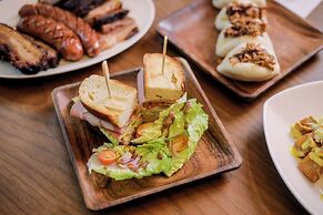 The Henry Hotel Roost Bacolod