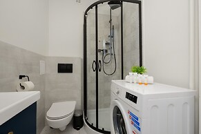 Chmielna Studio Warsaw Center by Renters