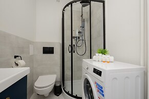 Chmielna Studio Warsaw Center by Renters