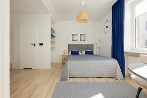 Chmielna Studio Warsaw Center by Renters