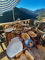 Kinya Bungalov Hotel