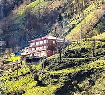 Kinya Bungalov Hotel