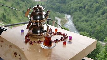 Kinya Bungalov Hotel