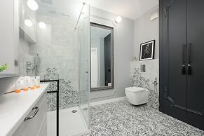 Cozy Apartment With Balcony by Renters