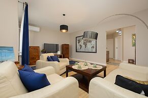 Cozy Apartment With Balcony by Renters