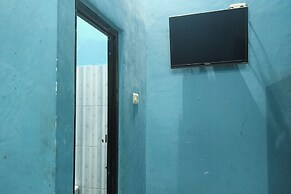 OYO 93875 Tifar House Near Lapangan Raja-raja