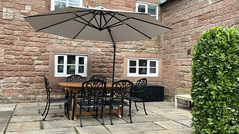 3 Bed Cottage Alton Towers Chatsworth Polars Peaks