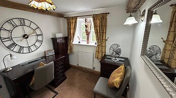 3 Bed Cottage Alton Towers Chatsworth Polars Peaks