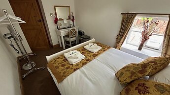 3 Bed Cottage Alton Towers Chatsworth Polars Peaks