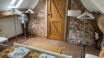 3 Bed Cottage Alton Towers Chatsworth Polars Peaks