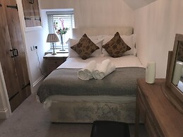 2 Bed Barn Alton Towers Chatsworth Polars Peaks