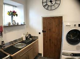 1 Bed Barn Alton Towers Chatsworth Polars Peaks