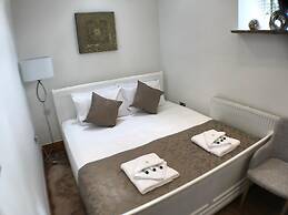 1 Bed Barn Alton Towers Chatsworth Polars Peaks