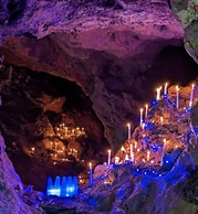 1 Bed Barn Alton Towers Chatsworth Polars Peaks