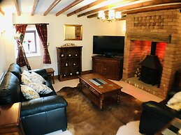 2 Bed Barn Alton Towers Chatsworth Polars Peaks