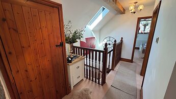Barn-sleeps 4-parking-near Alton Towers/peak Dist