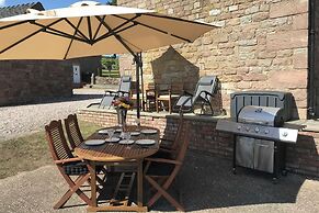 Barn-sleeps 4-parking-near Alton Towers/peak Dist