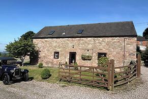 Barn-sleeps 4-parking-near Alton Towers/peak Dist