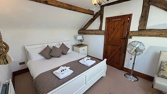 Barn-sleeps 4-parking-near Alton Towers/peak Dist
