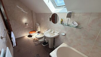 Barn-sleeps 4-parking-near Alton Towers/peak Dist