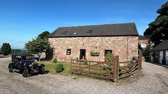 2 Bed Barn Alton Towers Chatsworth Polars Peaks