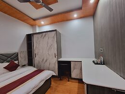 Stylia Suites