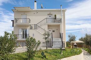 Altamira Holiday Apartment - 6 People Veranda With Views