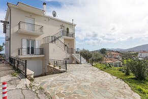 Altamira Holiday Apartment - 6 People Veranda With Views