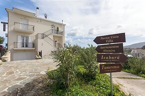 Altamira Holiday Apartment - 6 People Veranda With Views