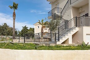 Altamira Holiday Apartment - 6 People Veranda With Views