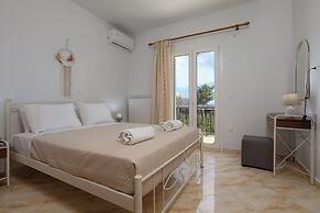 Altamira Holiday Apartment - 6 People Veranda With Views