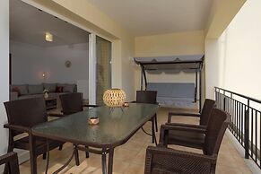 Altamira Holiday Apartment - 6 People Veranda With Views