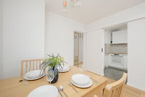 Unique Apartment With Balcony by Renters