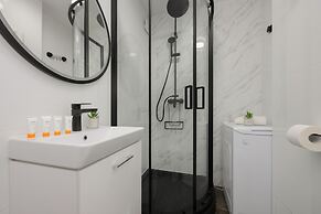 Unique Apartment With Balcony by Renters