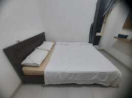 OYO 93870 Damai Guest House Cirebon